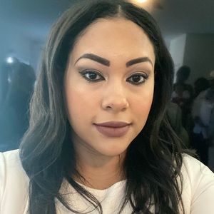 Meet your Posher, Bethanee